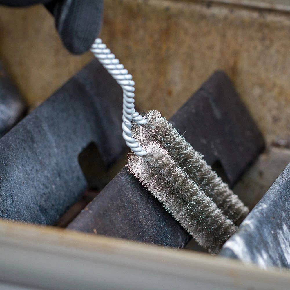 Weber Grilling Tools & Accessories Plastic 16-in Grill Brush 2 Weber Grilling Tools & Accessories Plastic 16-in Grill Brush - Image 2