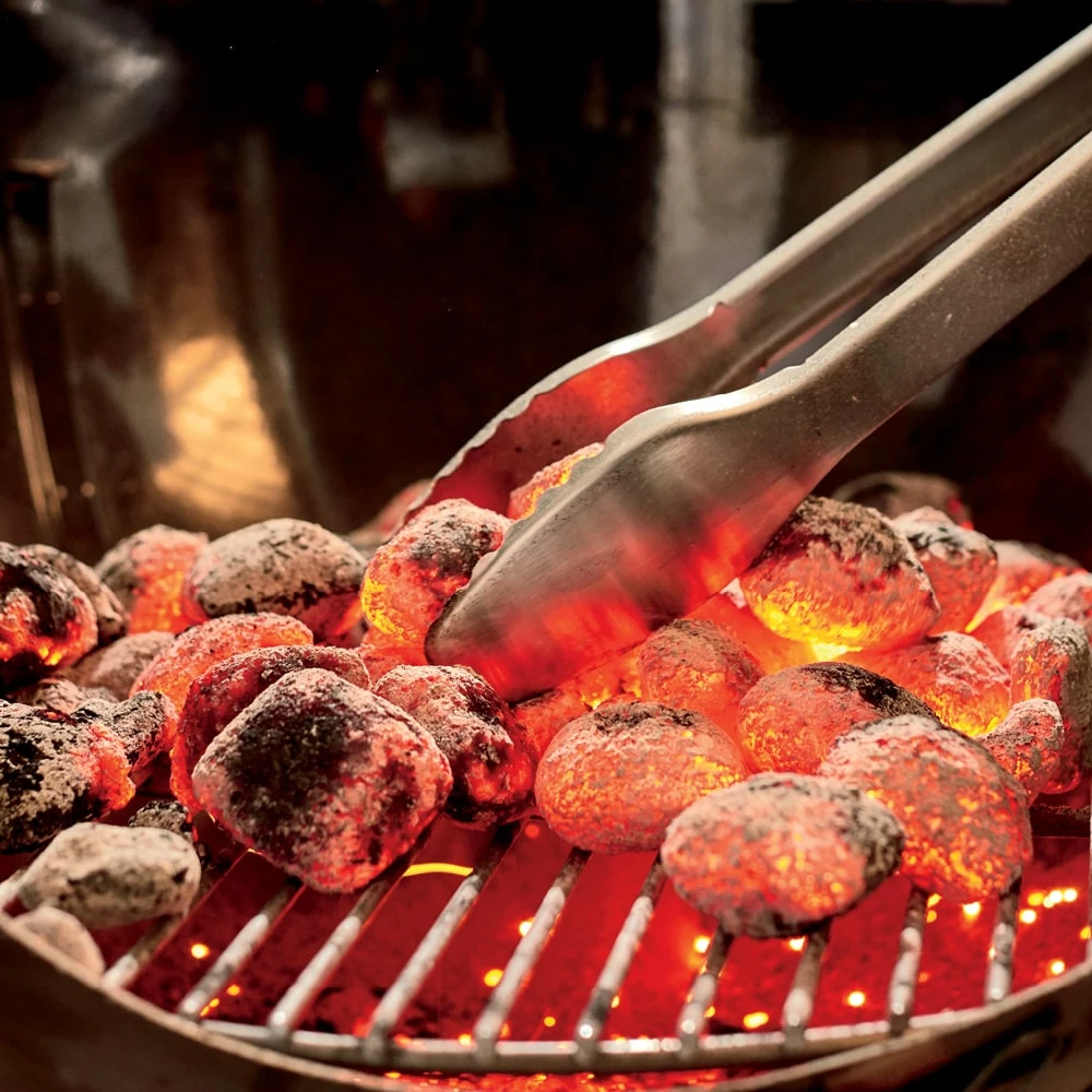 Weber Grills Original Kettle Premium 22-in W Copper Kettle Charcoal Grill 4 Weber Grills Original Kettle Premium 22-in W Copper Kettle Charcoal Grill - Image 4