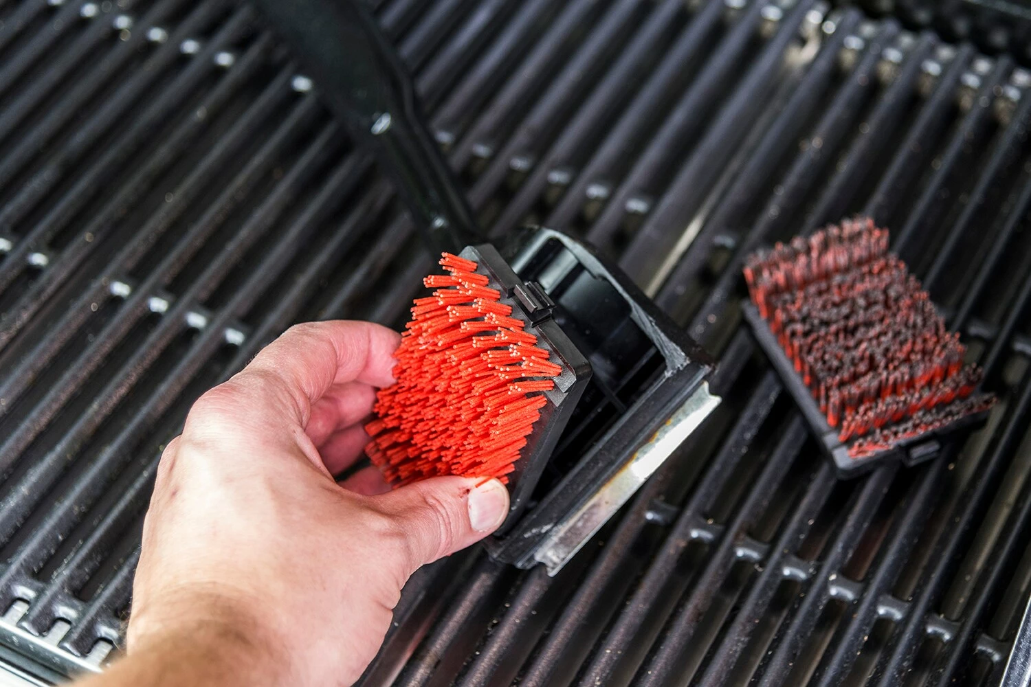 Char-Broil Grilling Tools & Accessories Safer Nylon Grill Brush Head 5 Char-Broil Grilling Tools & Accessories Safer Nylon Grill Brush Head - Image 5