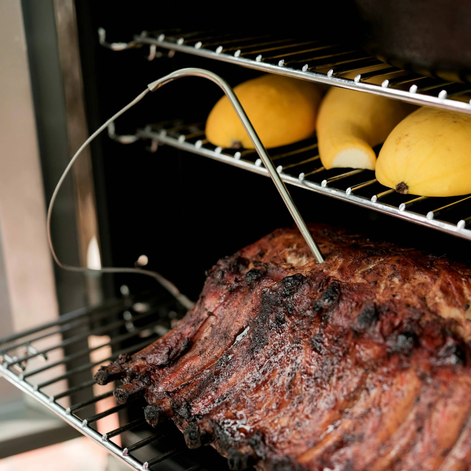 Masterbuilt Smokers 40-inch Digital Charcoal Smoker in Gray 8 Masterbuilt Smokers 40-inch Digital Charcoal Smoker in Gray - Image 8