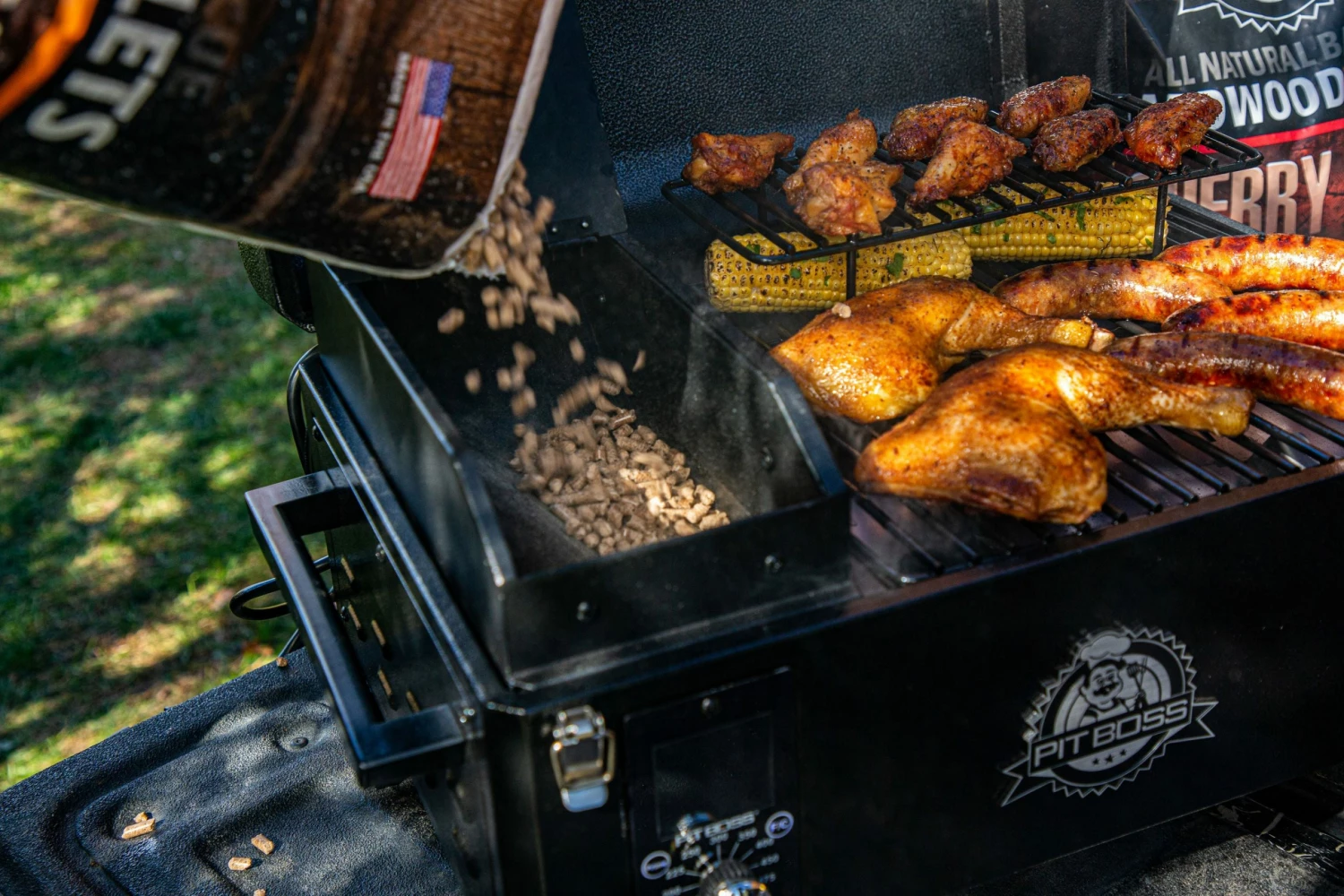 Pit Boss Grills 256-sq in Black Pellet Grill 6 Pit Boss Grills 256-sq in Black Pellet Grill - Image 6