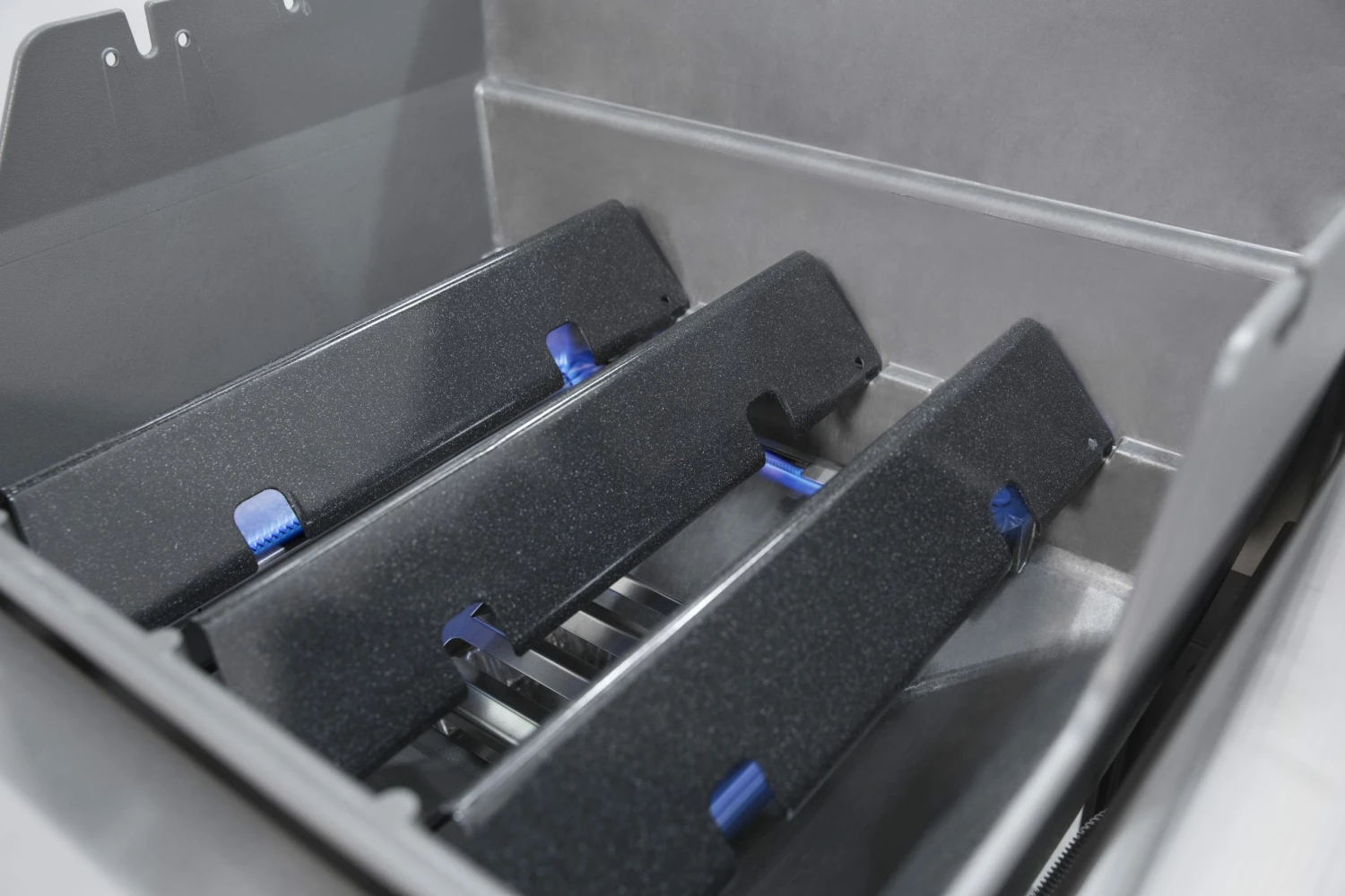 Weber Grill Replacement Parts 3-Pack Porcelain-Coated Steel Heat Plate 4 Weber Grill Replacement Parts 3-Pack Porcelain-Coated Steel Heat Plate - Image 4