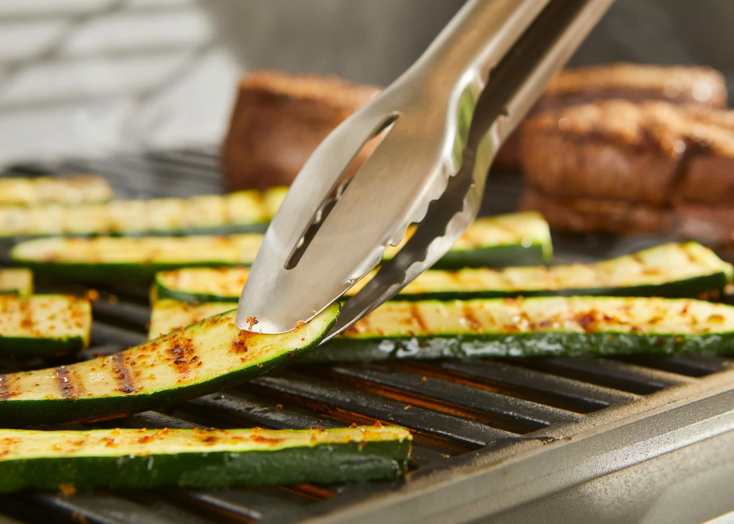 Weber Grilling Tools & Accessories Precision Grill Tongs and Spatula Set 5 Weber Grilling Tools & Accessories Precision Grill Tongs and Spatula Set - Image 5