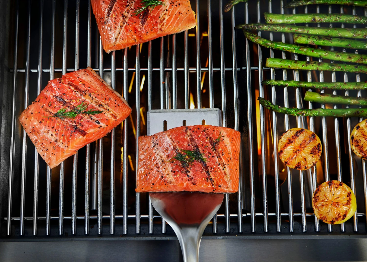 Weber Grilling Tools & Accessories Precision Grill Spatula 2 Weber Grilling Tools & Accessories Precision Grill Spatula - Image 2