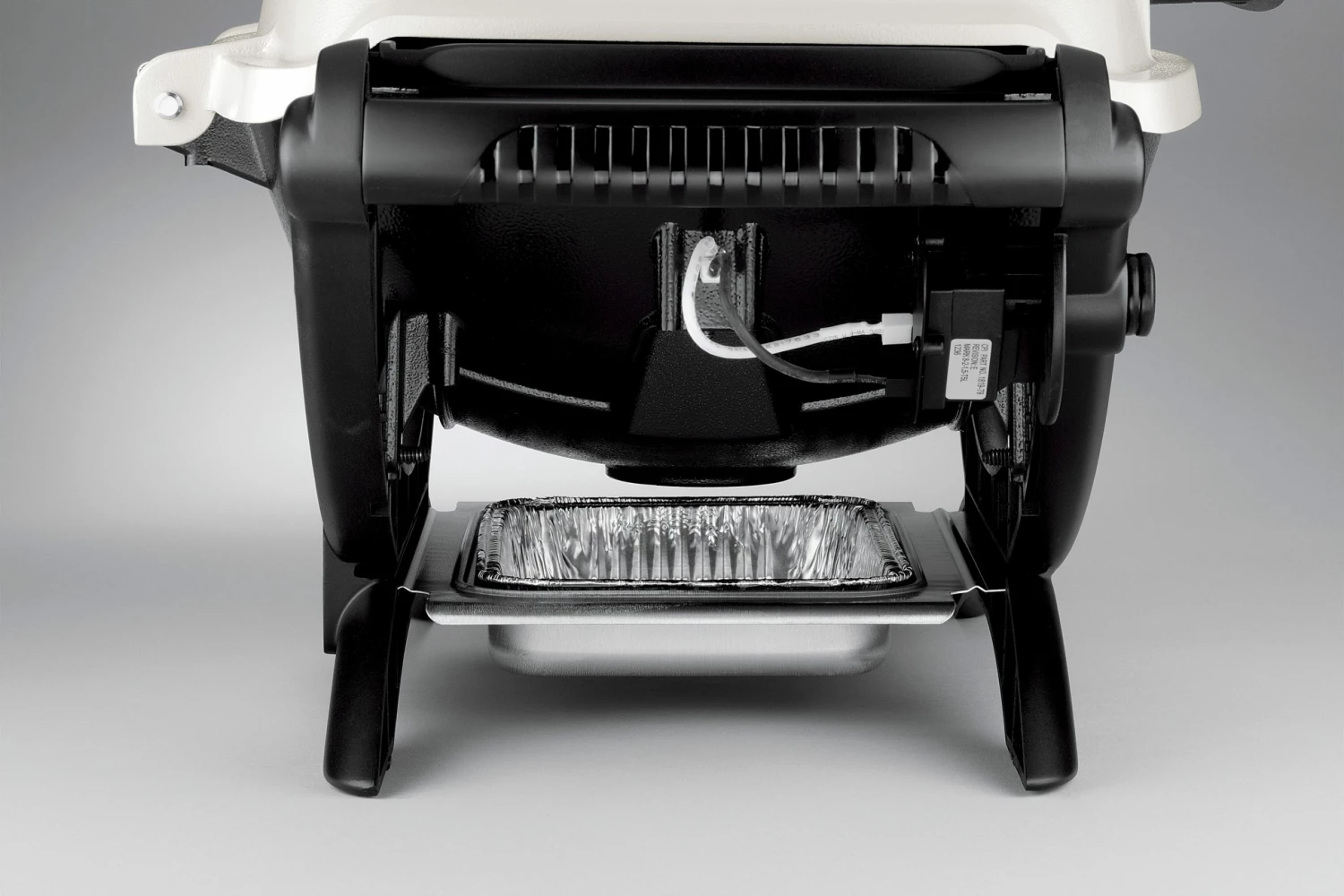 Weber Grilling Tools & Accessories 10-Pack 8.6-in L x 6-in W Disposable Aluminum Foil Grill Drip Pan 4 Weber Grilling Tools & Accessories 10-Pack 8.6-in L x 6-in W Disposable Aluminum Foil Grill Drip Pan - Image 4