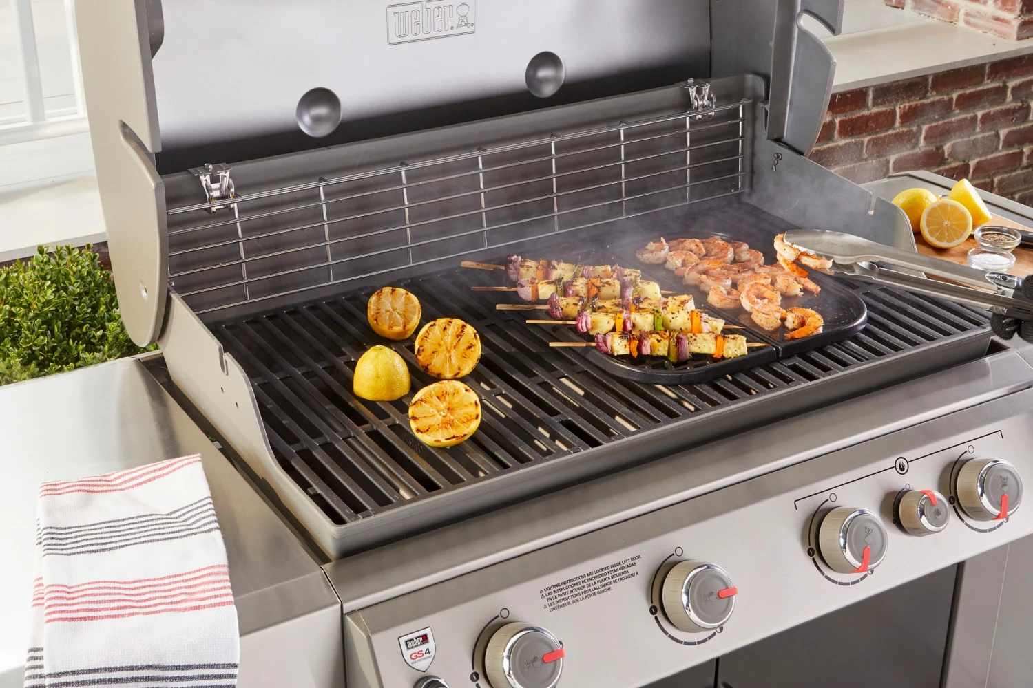 Weber Grilling Tools & Accessories Porcelain-enameled Cast-iron Griddle 9 Weber Grilling Tools & Accessories Porcelain-enameled Cast-iron Griddle - Image 9