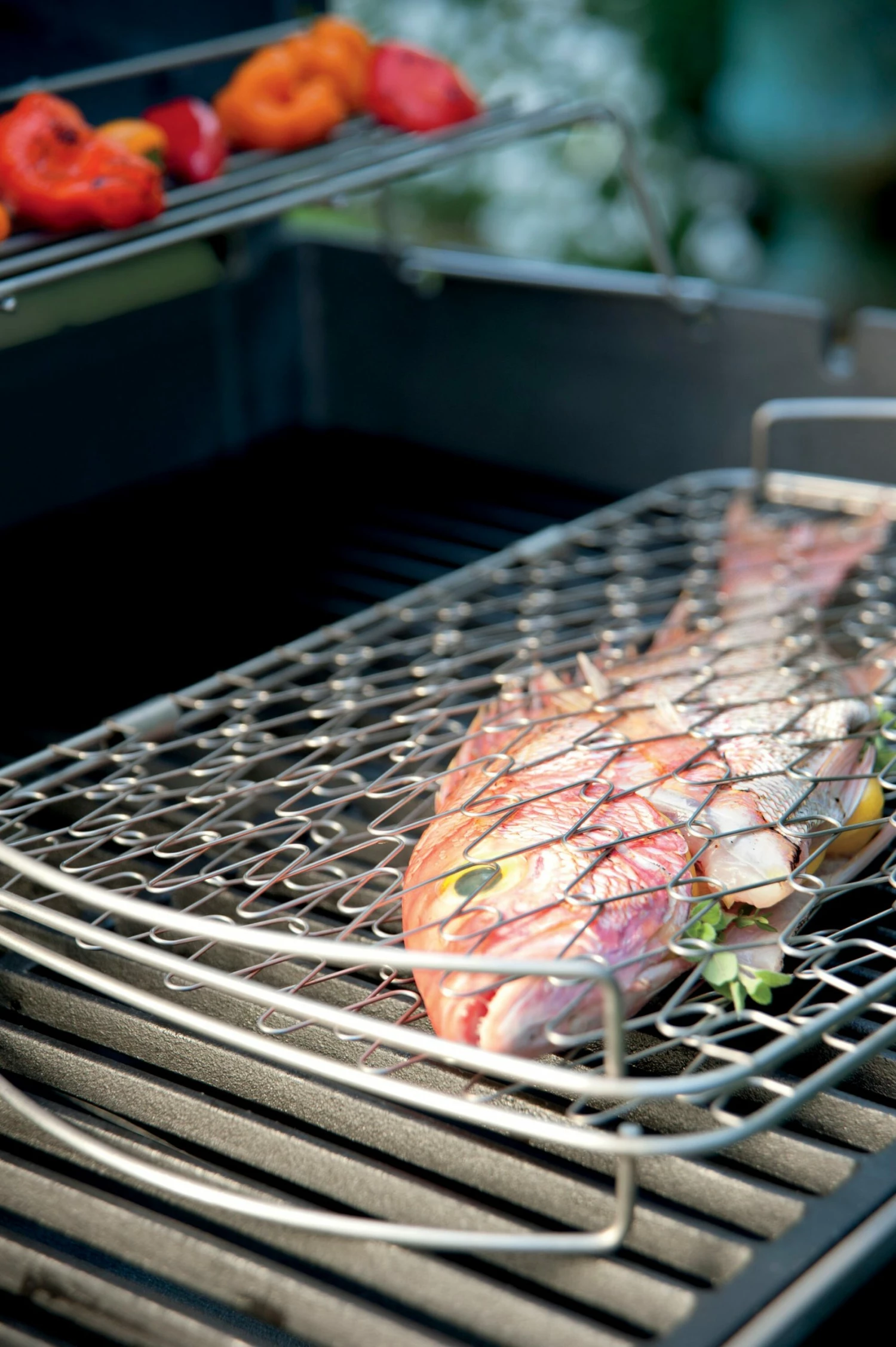 Weber Grilling Tools & Accessories Original Stainless Steel Fish Basket 6 Weber Grilling Tools & Accessories Original Stainless Steel Fish Basket - Image 6